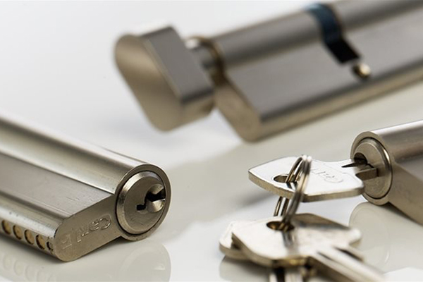 HARDWARE ACCESSORIES untitled 1